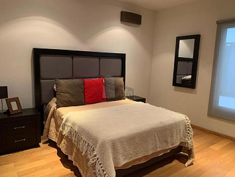 Departamento EN VENTA en colonia Jardín, a una cuadra de Av. Carranza
