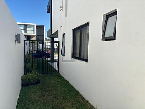 Casa Equipada en Venta en Exclusivo Residencial Punta Tiburón