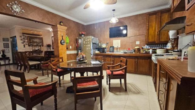 Casa en venta en esquina en Chichi Suárez, Mérida, Yucatán