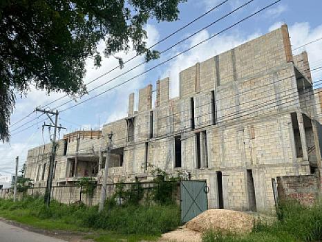 Depto 2 recamaras en Temozon Norte, Mérida, con terraza y piscina privada. PB