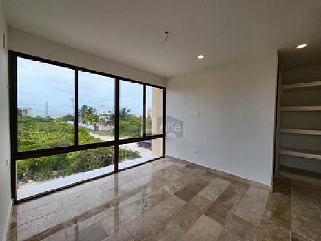 TownHouse de 3 recamaras, Rooftop, Piscina, a metros de la playa San Benito.
