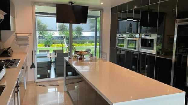Espectacular casa en Venta en Cumbres del Lago Juriquilla, acabados de Lujo