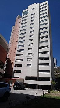 Departamento en venta en Bosque Real de 265 m2, Huixquilucan, Estado de Mexico.