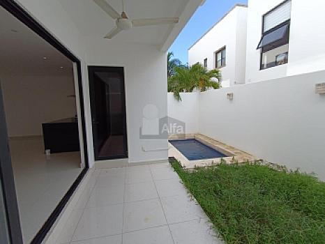 House for Rent 4 bdrms, 4 bathrooms and maid's room in Residencial AQUA, Cancun Quintana Roo, SMZ-330