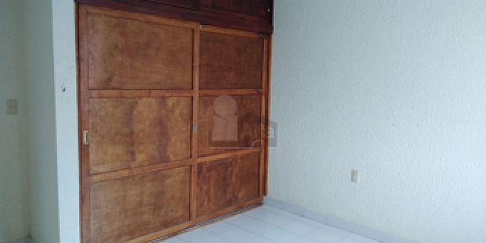 Casa en Venta en Santiago Cuautlalpan, Texcoco, Estado de México.