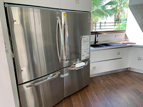 Casa en Venta y/o Renta en Residencial Villa Magna 5recs y 5 baños completos, Cancun QR