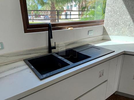 Casa en Venta y/o Renta en Residencial Villa Magna 5recs y 5 baños completos, Cancun QR