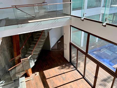 Casa en Venta y/o Renta en Residencial Villa Magna 5recs y 5 baños completos, Cancun QR