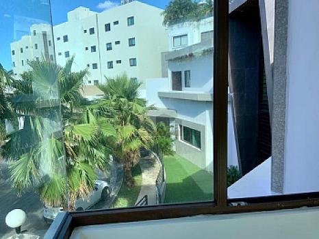 Casa en Venta y/o Renta en Residencial Villa Magna 5recs y 5 baños completos, Cancun QR