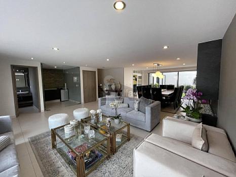 Moderna casa en venta en Metepec cerca del Parque Bicentenario, Metepec