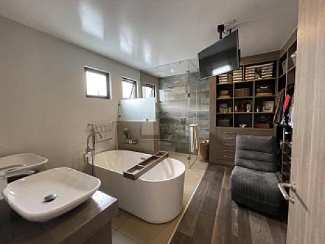 Moderna casa en venta en Metepec cerca del Parque Bicentenario, Metepec