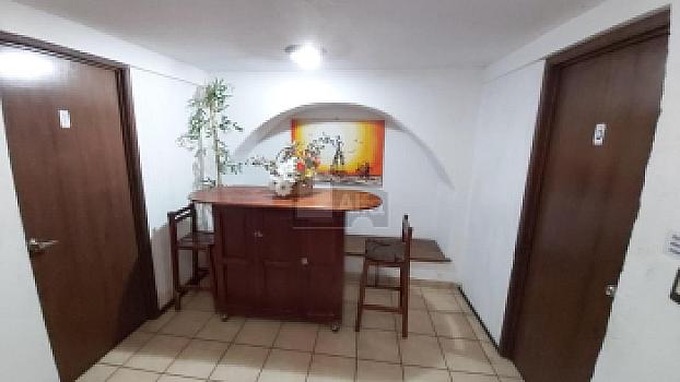 Casa Comercial en Venta en Colinas del Cimatario, en esquina a una cuadra de Televisa, Centro Sur