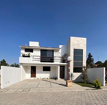 Casa en condominio en sale en Santa María Tulantongo, Texcoco de Mora, México