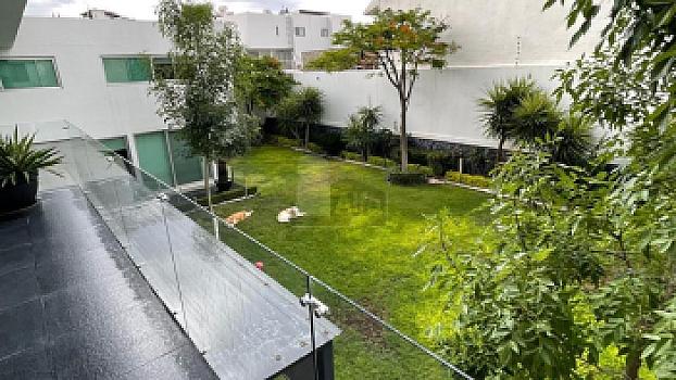 Espectacular casa en Venta en Cumbres del Lago Juriquilla, acabados de Lujo