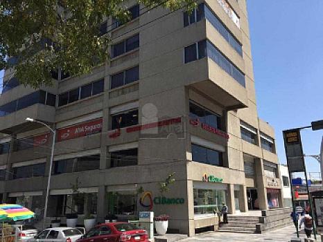 Office for rent Av. Juárez one block from Fuente de los Frailes. Col. La Paz. Puebla, Pue.