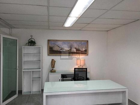 Office for rent Av. Juárez one block from Fuente de los Frailes. Col. La Paz. Puebla, Pue.