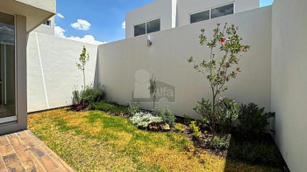Casa en venta ubicada a 1 cuadra de Av. Tecnológico en Metepec