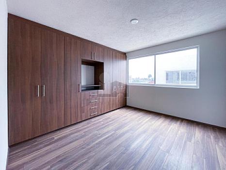 Casa en venta ubicada a 1 cuadra de Av. Tecnológico en Metepec