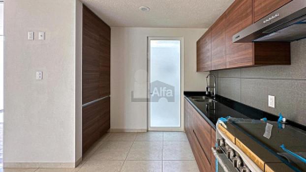 Residencia nueva a una cuadra de Av. Tecnológico en Metepec