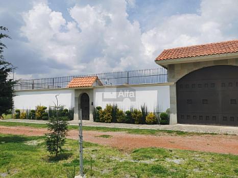 Casa en venta en El Refugio Tlacotepec