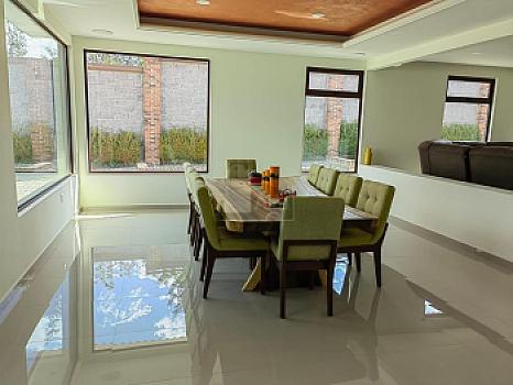 Casa en venta en El Refugio Tlacotepec