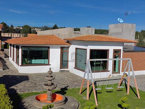 Casa en venta en El Refugio Tlacotepec