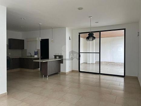 Casa en venta de 4 habitaciones en Cumbres del Lago, Juriquilla, Queretaro