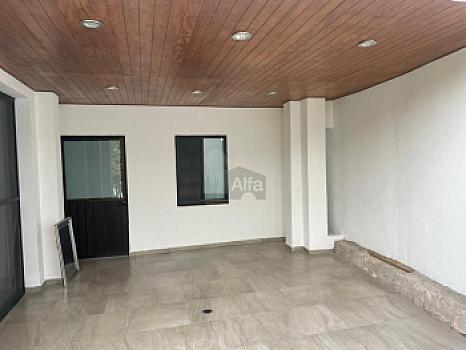 Casa en venta de 4 habitaciones en Cumbres del Lago, Juriquilla, Queretaro