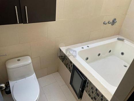 Casa en venta de 4 habitaciones en Cumbres del Lago, Juriquilla, Queretaro