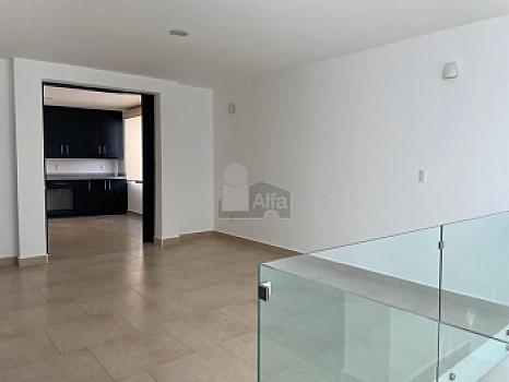 Casa en venta de 4 habitaciones en Cumbres del Lago, Juriquilla, Queretaro
