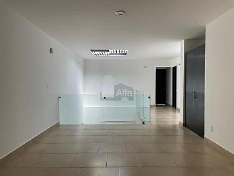 Casa en venta de 4 habitaciones en Cumbres del Lago, Juriquilla, Queretaro