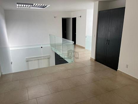 Casa en venta de 4 habitaciones en Cumbres del Lago, Juriquilla, Queretaro