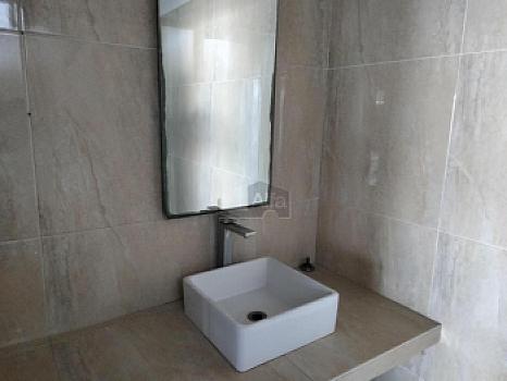 Renta de piso para oficinas en Colonia Lindavista
