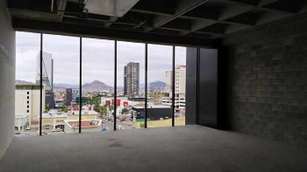 Oficina en Renta Ciudad Chihuahua Torre Azenzo.