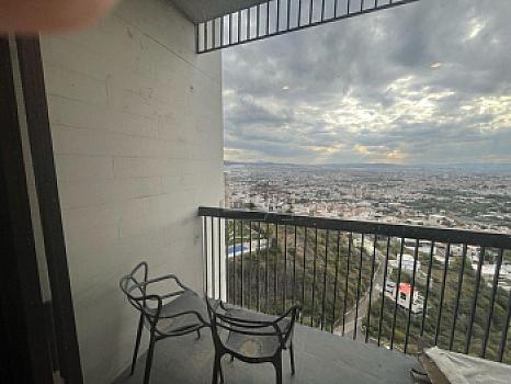 Departamento en Venta amueblado en Torres Adamant, av. Campanario, Querétaro