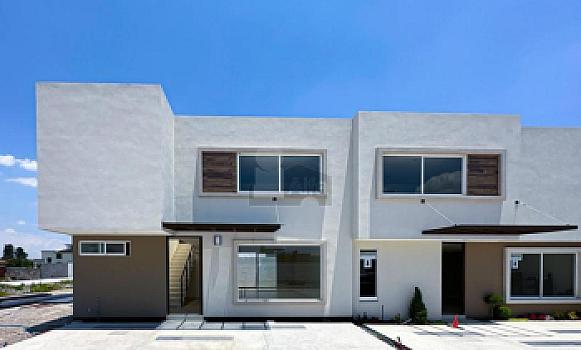 Casa en venta con habitación en planta baja a 2min de  Av. Tecnológico