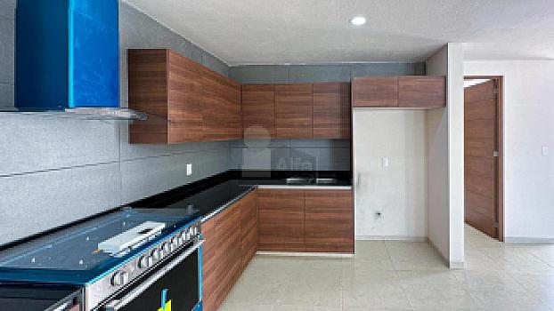 Casa en venta con habitación en planta baja a 2min de  Av. Tecnológico