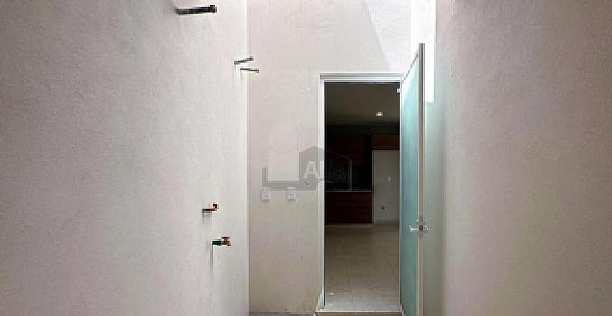 Casa en venta con habitación en planta baja a 2min de  Av. Tecnológico