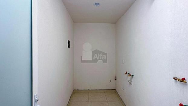 Casa en venta con habitación en planta baja a 2min de  Av. Tecnológico