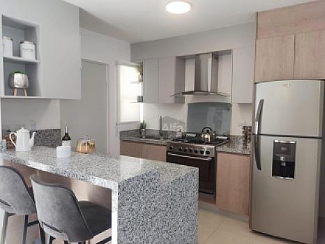 Casa en venta al poniente modelo siva 2