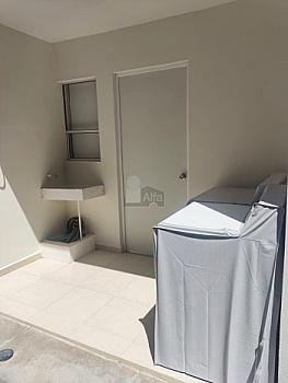 Casa en venta al poniente modelo siva 2