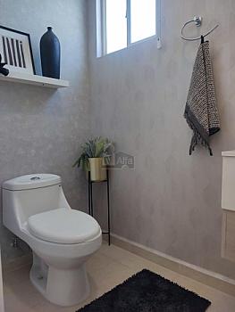 Casa en venta al poniente modelo siva 2