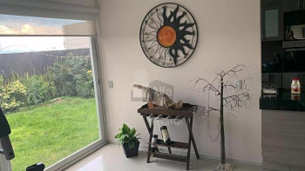 Detached house for sale with luxury finishes and panoramic view from its roof garden