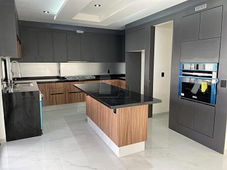 New house for sale in Lomas del Campanario Norte, 4 bedrooms, one on the Ground Floor