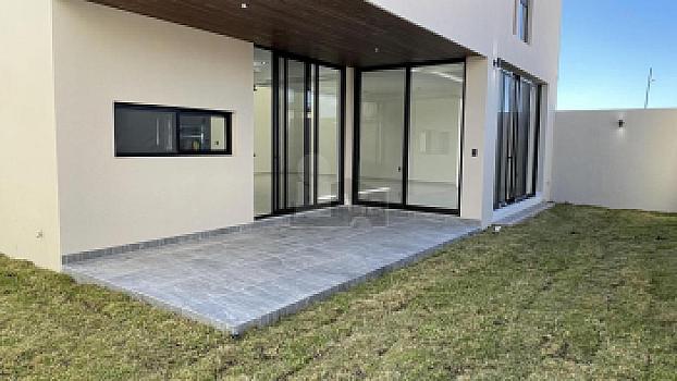 New house for sale in Lomas del Campanario Norte, 4 bedrooms, one on the Ground Floor