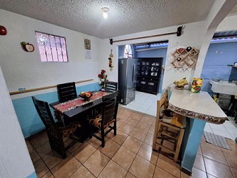 House for sale in La Hacienda, Morelia.