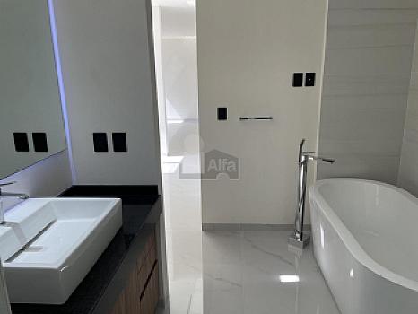 New house for sale in Lomas del Campanario Norte, 4 bedrooms, one on the Ground Floor