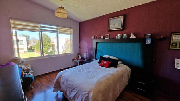 Residencia de Lujo en Residencial Zamarrero, Zinacantepec | 604 m² de Terreno | Lago, Seguridad 24/7