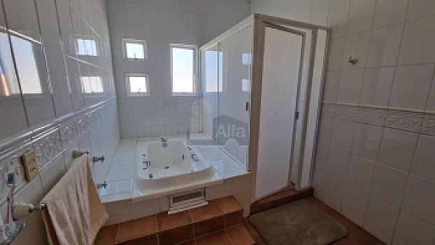 Residencia de Lujo en Residencial Zamarrero, Zinacantepec | 604 m² de Terreno | Lago, Seguridad 24/7