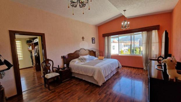 Residencia de Lujo en Residencial Zamarrero, Zinacantepec | 604 m² de Terreno | Lago, Seguridad 24/7